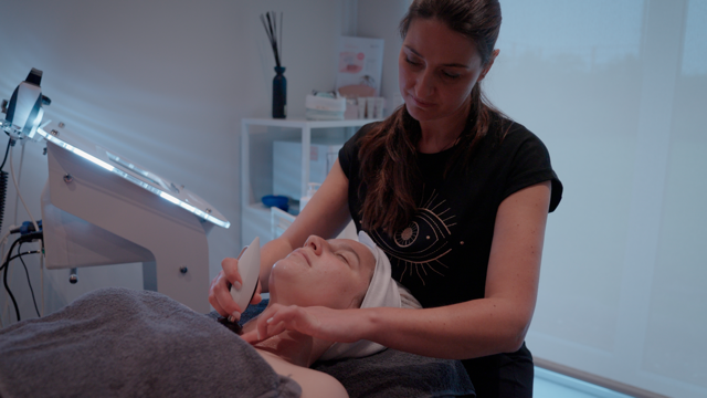 Traitement à la radiofréquence - Stimulation du collagène et raffermissement